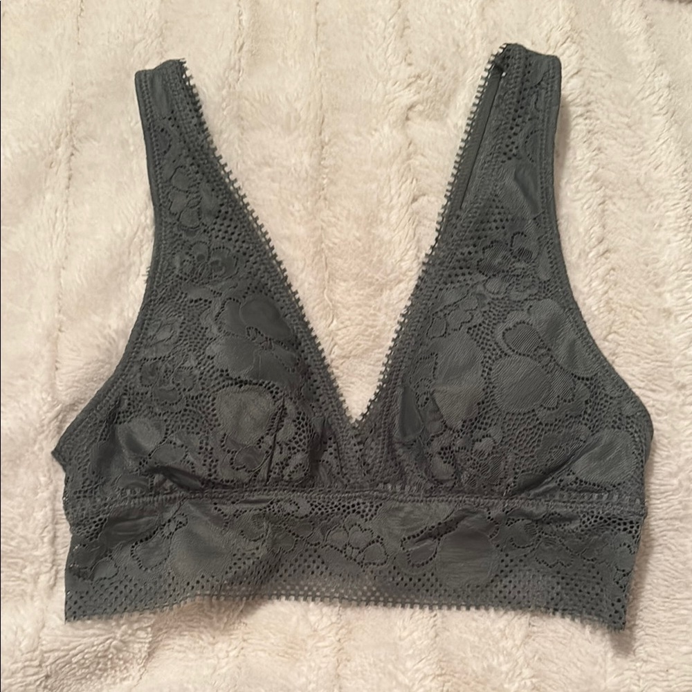 Aerie Green Lace Bralette with Plunging V-Neckline